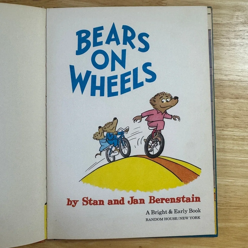 Bears on Wheels A‎ Bright and Early Book 1969 Stan and Jan Berenstain
